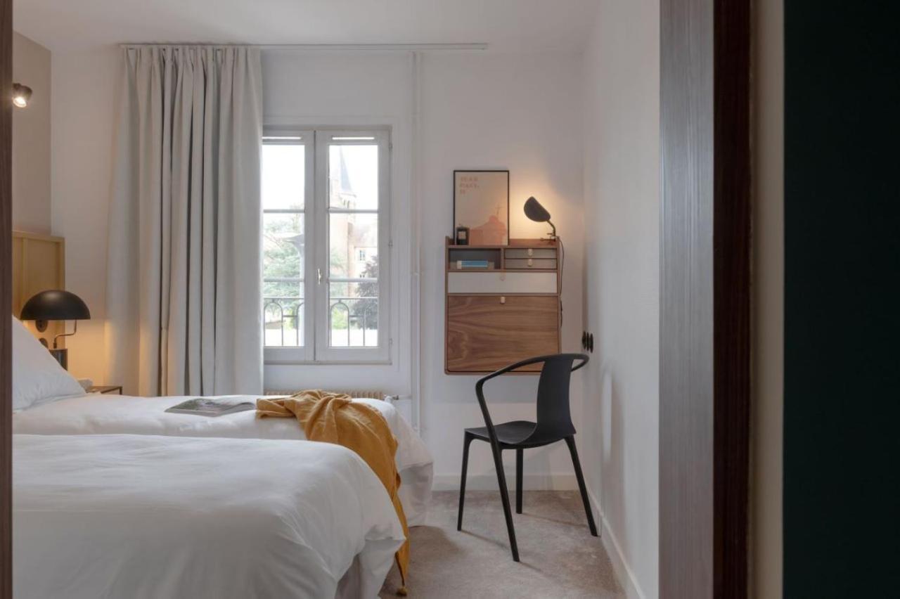 Hotel Le Prieure Парай-ле-Мониал Екстериор снимка